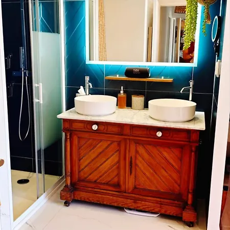 90m2, Climatise 3 Apartman Nizza