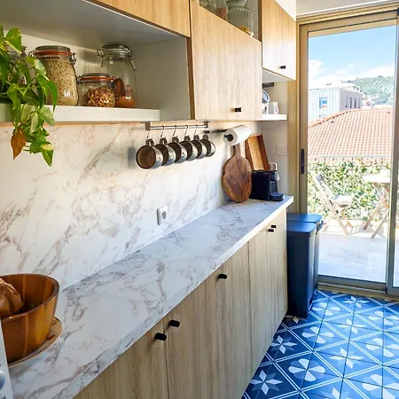 90m2, Climatisé 3 *
