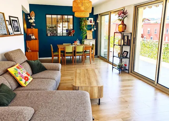 90m2, Climatisé 3 Appartamento