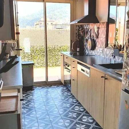 90m2, Climatise 3 * Nicea